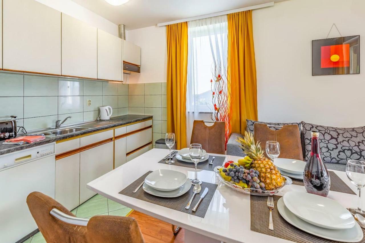 All Seasons Apartment Pula Zewnętrze zdjęcie